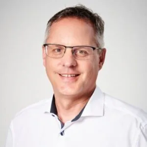 Dr. Justus Hauschild